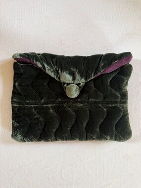 Velvet Quilted Envelope Clutch - Dark Green
